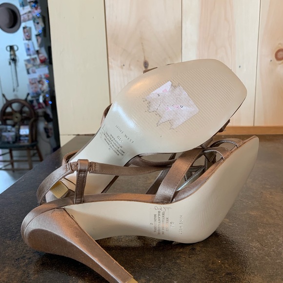 🌈 Nine West Strappy dress shoes - Picture 6 of 6